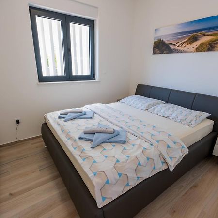 Three-Bedroom Premium Holiday Home Atmosfera With Private Pool&Sauna Водице Экстерьер фото