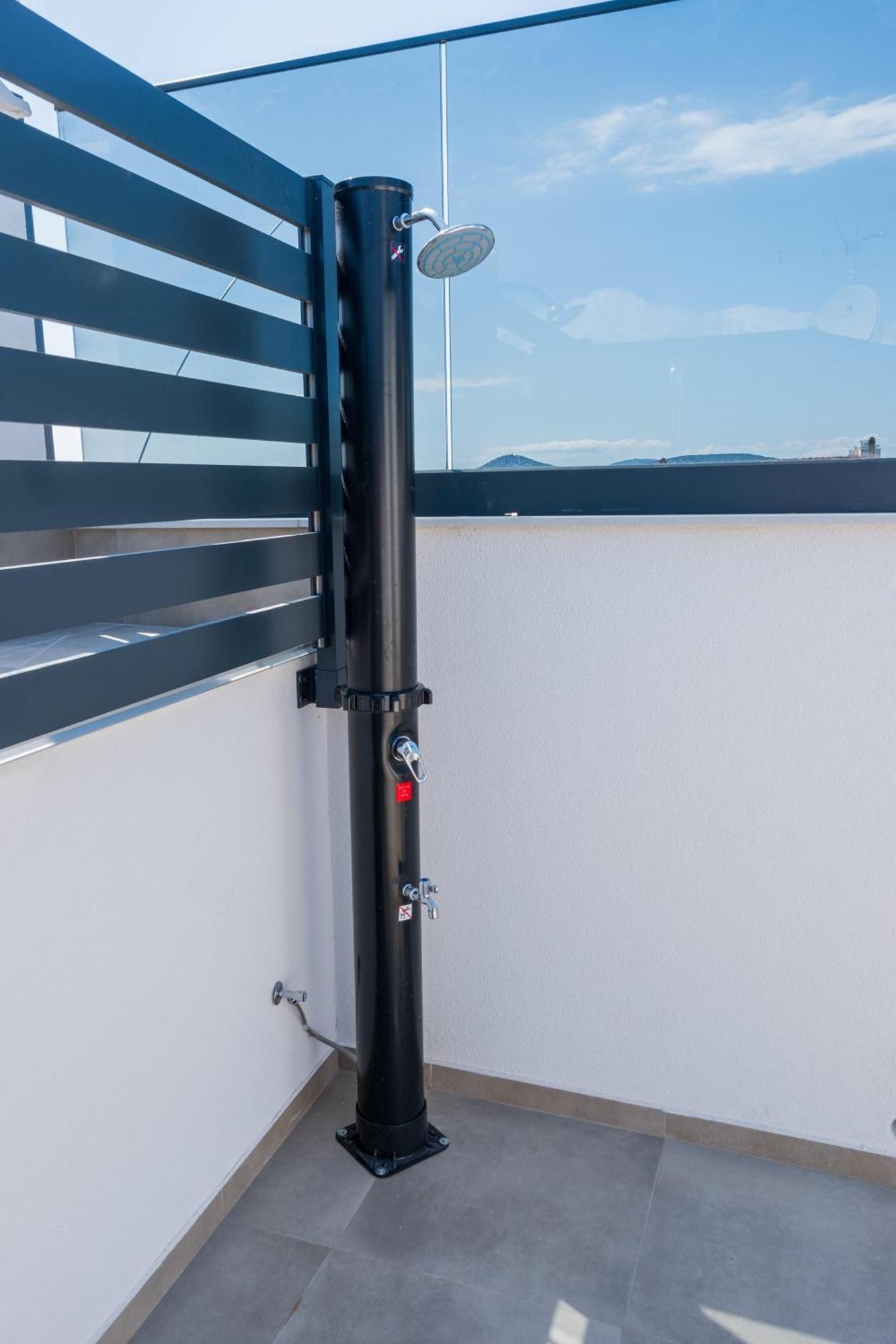 Three-Bedroom Premium Holiday Home Atmosfera With Private Pool&Sauna Водице Экстерьер фото