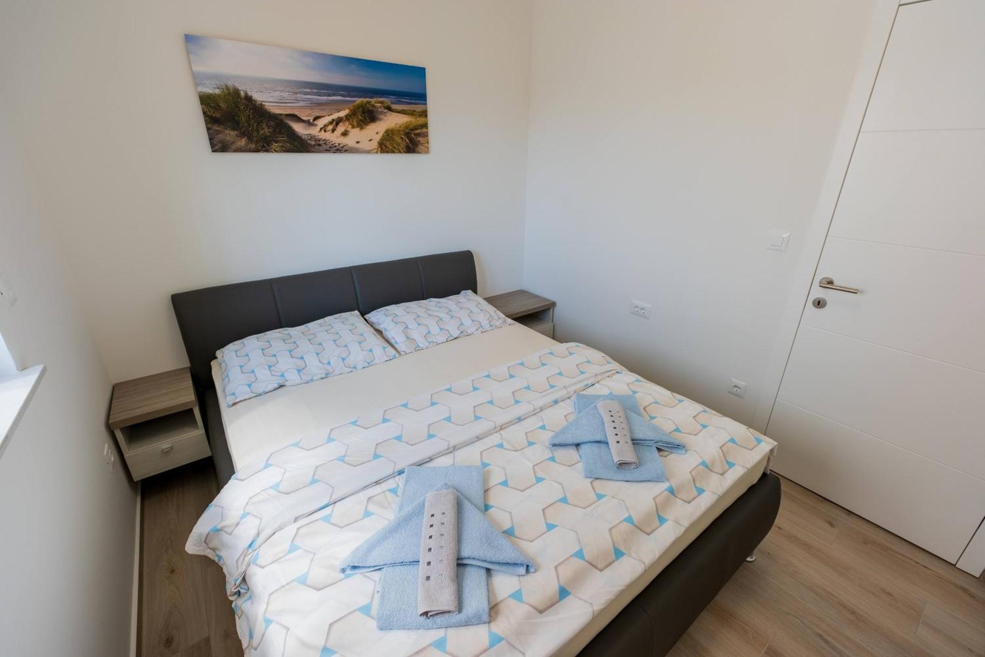 Three-Bedroom Premium Holiday Home Atmosfera With Private Pool&Sauna Водице Экстерьер фото