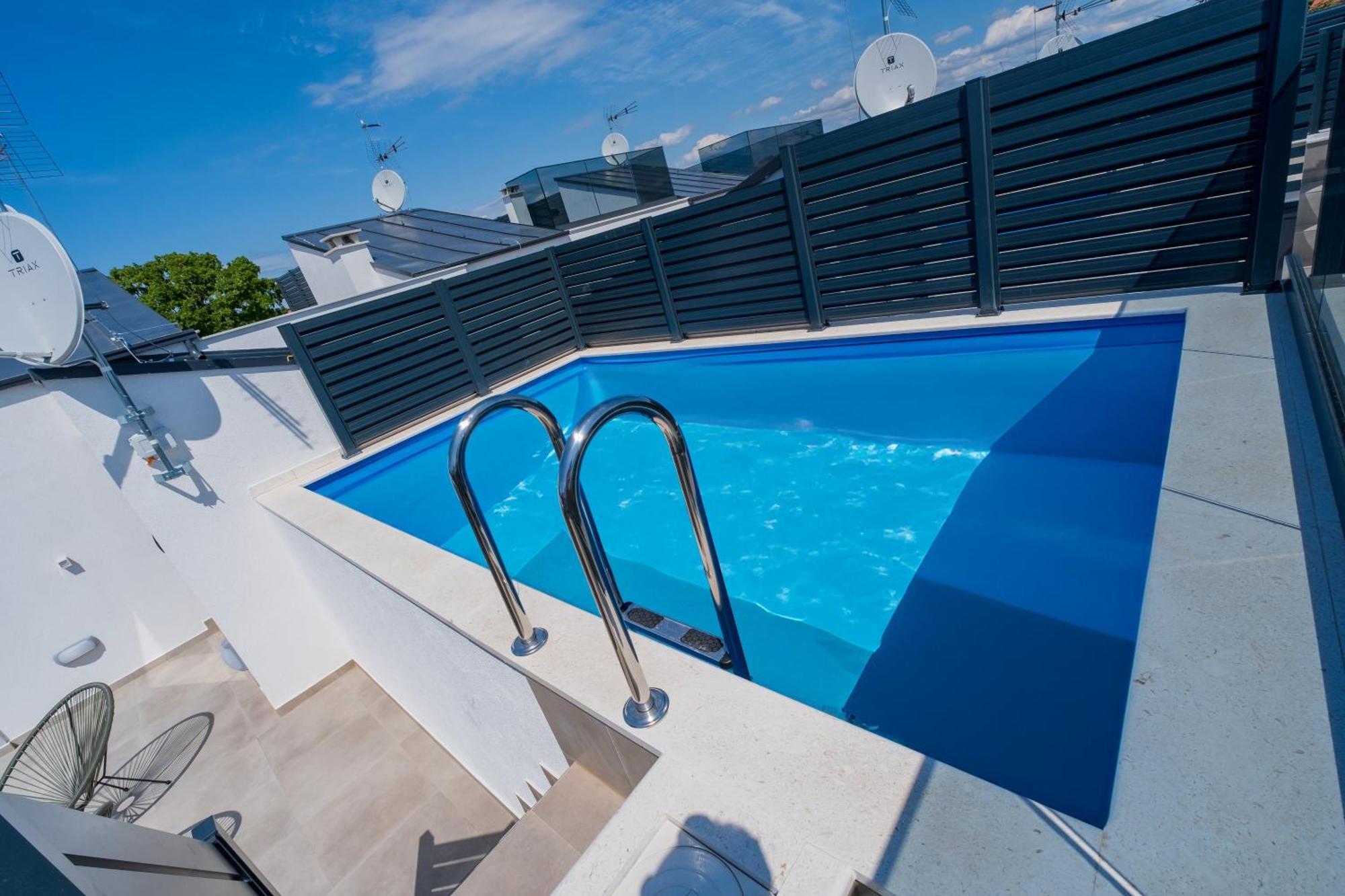 Three-Bedroom Premium Holiday Home Atmosfera With Private Pool&Sauna Водице Экстерьер фото