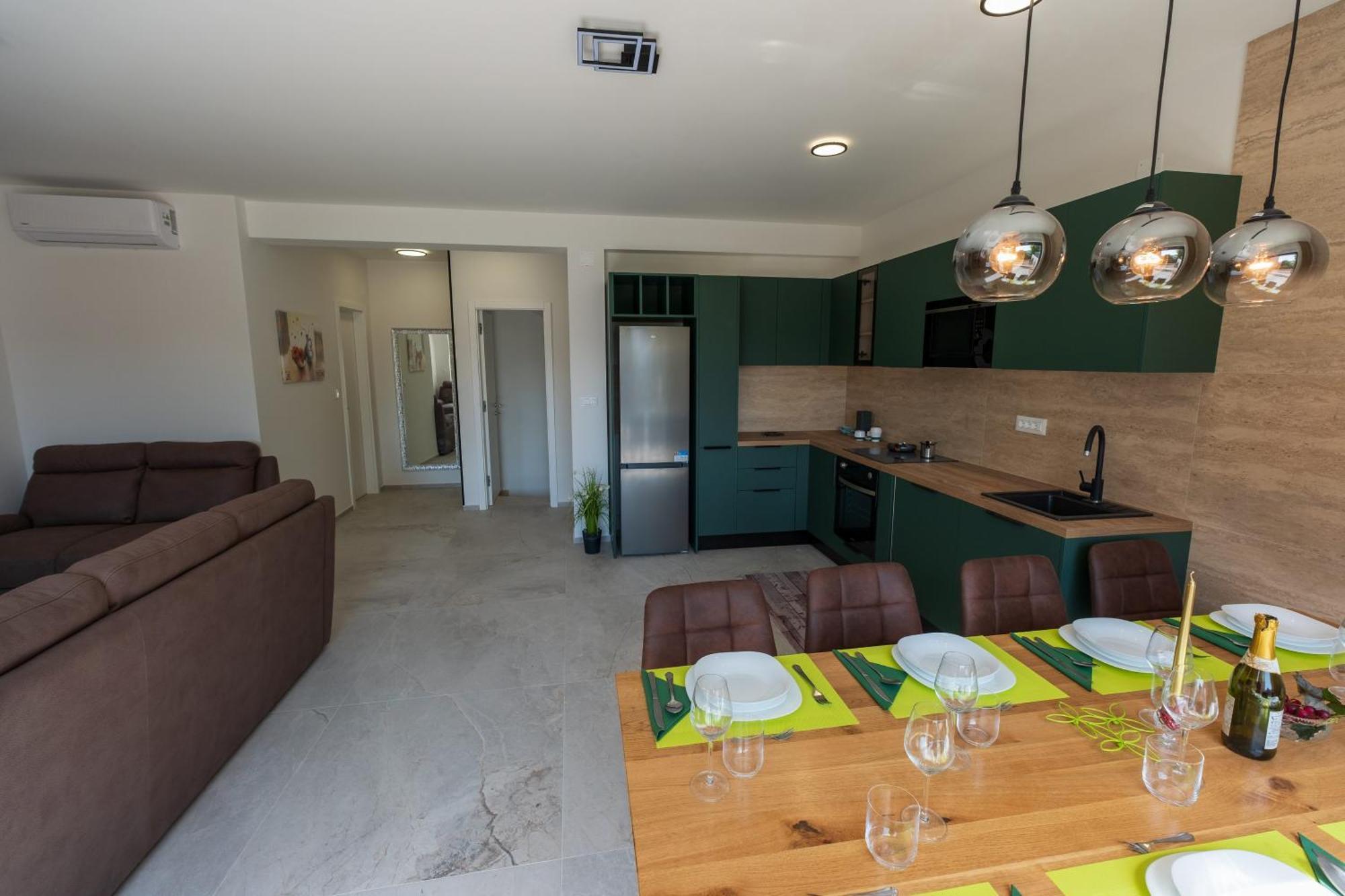 Three-Bedroom Premium Holiday Home Atmosfera With Private Pool&Sauna Водице Экстерьер фото