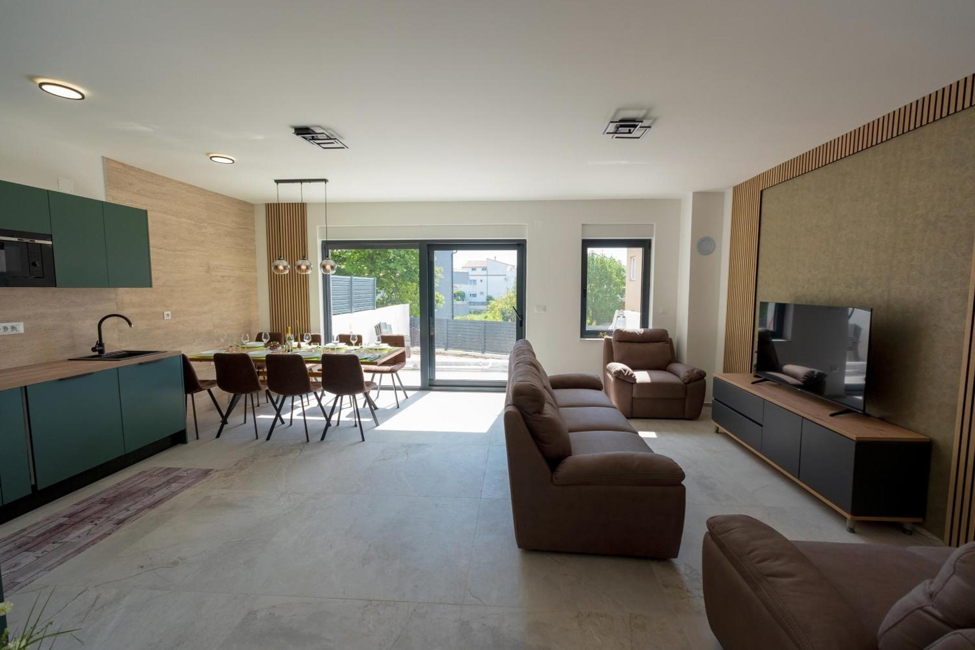 Three-Bedroom Premium Holiday Home Atmosfera With Private Pool&Sauna Водице Экстерьер фото